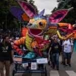 Pese al frío, Desfile de Alebrijes convoca a miles de personas